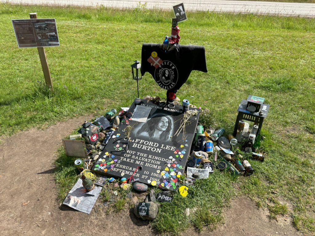 Gedächtnisstelle für Cliff Burton.