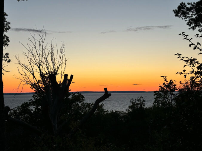 Abendhimmel über See.